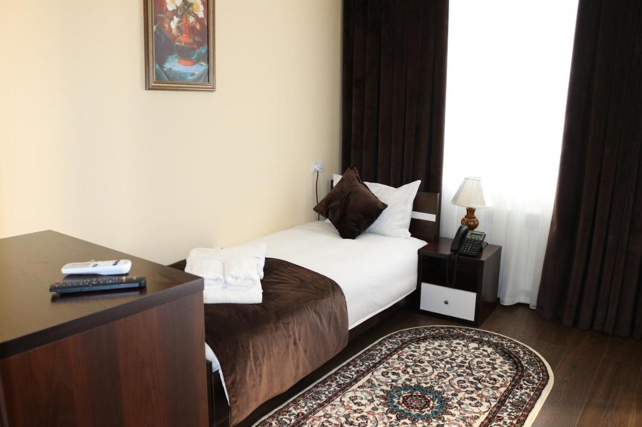 Marhabo Hotel Palace Solnechnyy Bagian luar foto